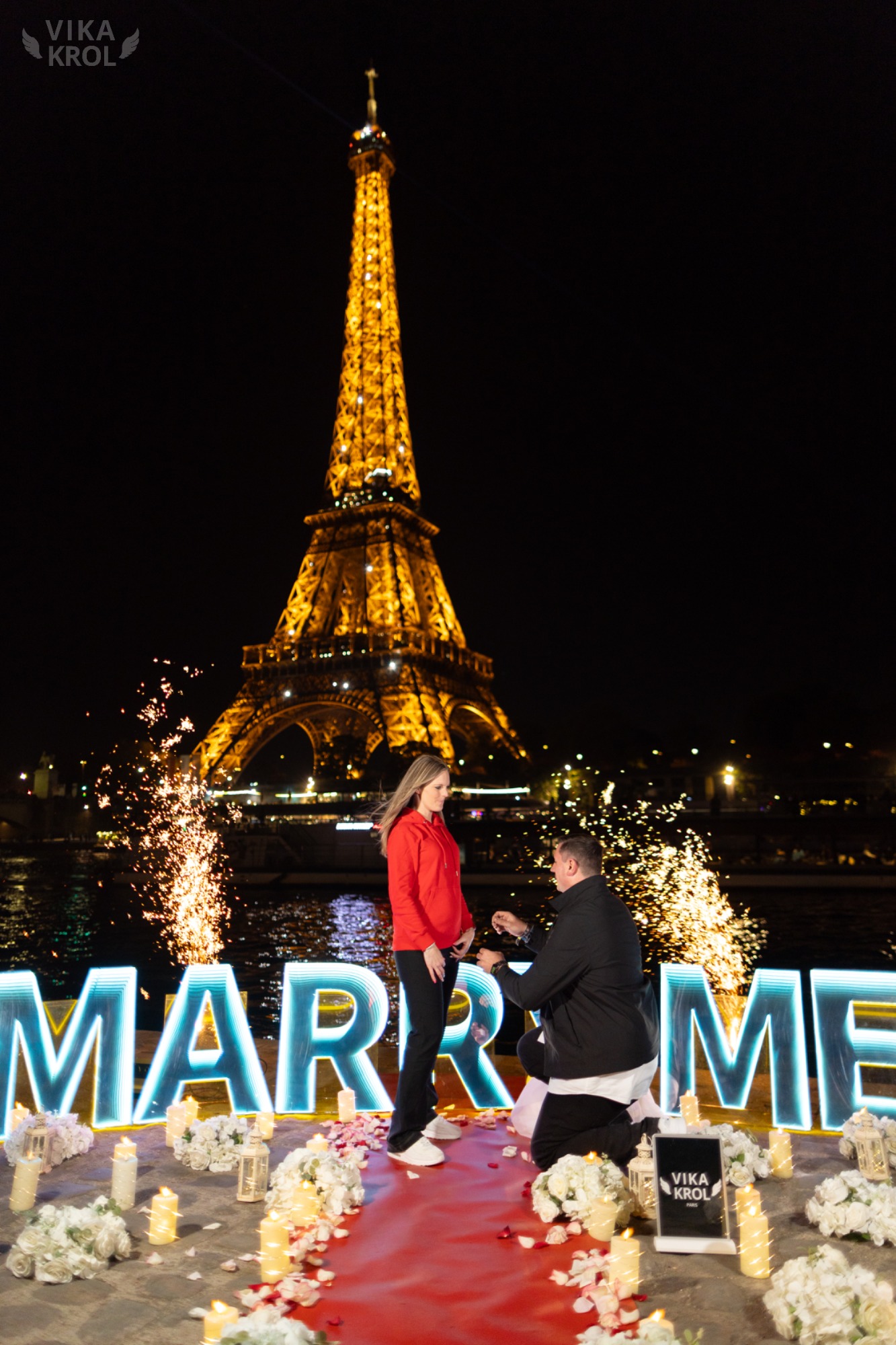 Best places propose Paris bridge